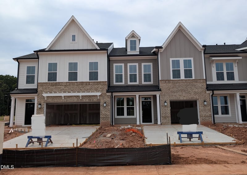 1201 Bell Heather Rd #16, Durham, NC 27703