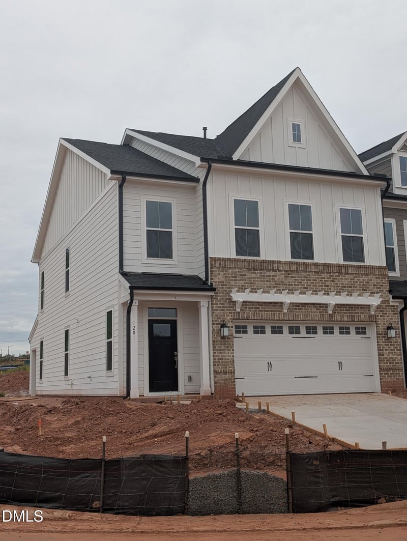 1201 Bell Heather Rd #16, Durham, NC 27703