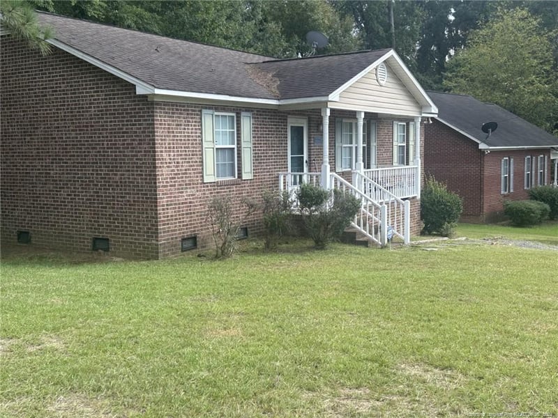 1201 Bland Cir, Sanford, NC 27330
