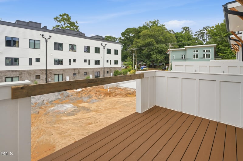 1201 Brookside Dr #110, Raleigh, NC 27604