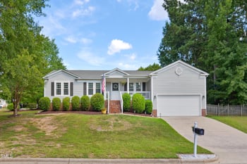 1201 Canterbury Brook Ln, Apex, NC 27502