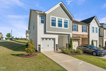 1201 Channel Drop Loop, Zebulon, NC 27597