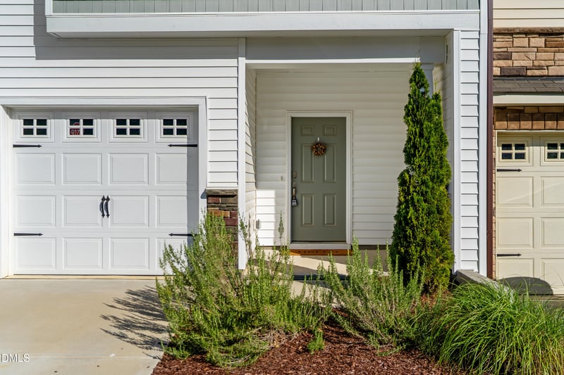 1201 Channel Drop Loop, Zebulon, NC 27597