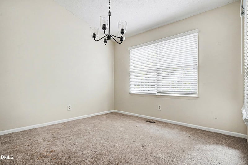 1201 Deptford Ct, Raleigh, NC 27609