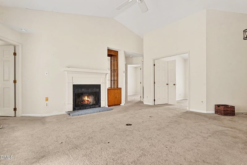 1201 Deptford Ct, Raleigh, NC 27609