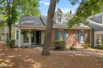 1201 Deptford Ct, Raleigh, NC 27609