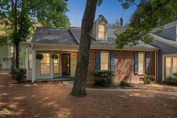 1201 Deptford Ct, Raleigh, NC 27609