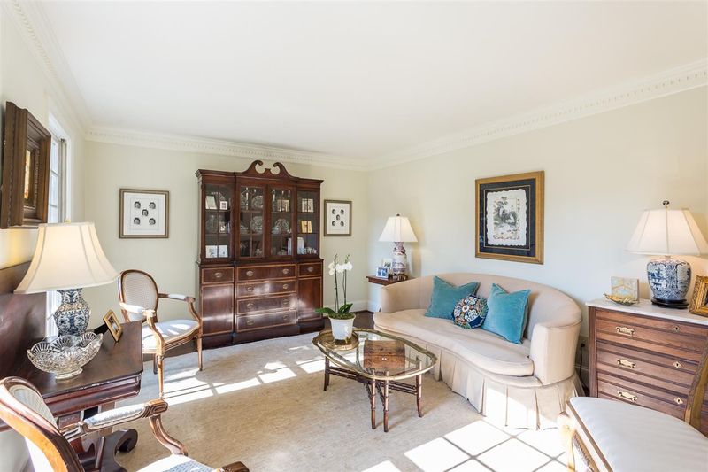 1201 Meadow Hill Pl, Raleigh, NC 27609