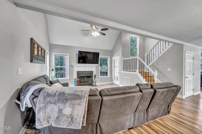 1201 Mill Valley Rd, Fuquay Varina, NC 27526