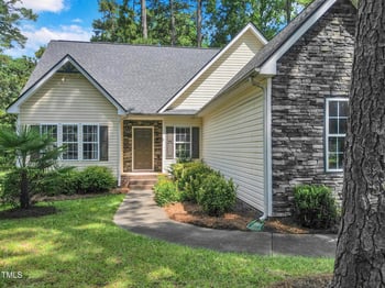 1201 Mill Valley Rd, Fuquay Varina, NC 27526