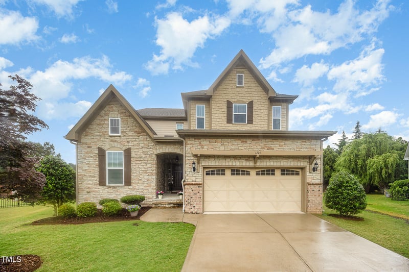 1201 Pleasant Falls Ct, Wake Forest, NC 27587