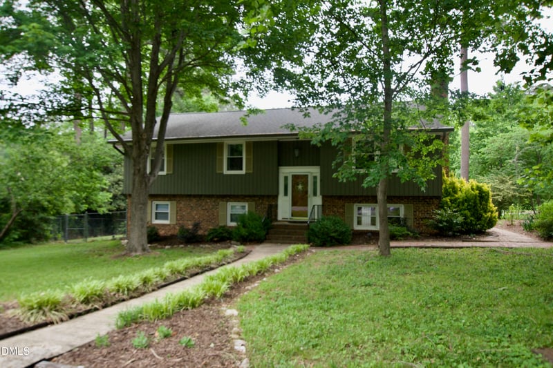 1201 Sturdivant Dr, Cary, NC 27511
