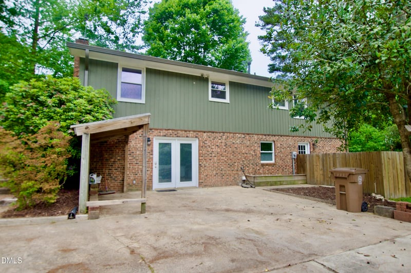 1201 Sturdivant Dr, Cary, NC 27511