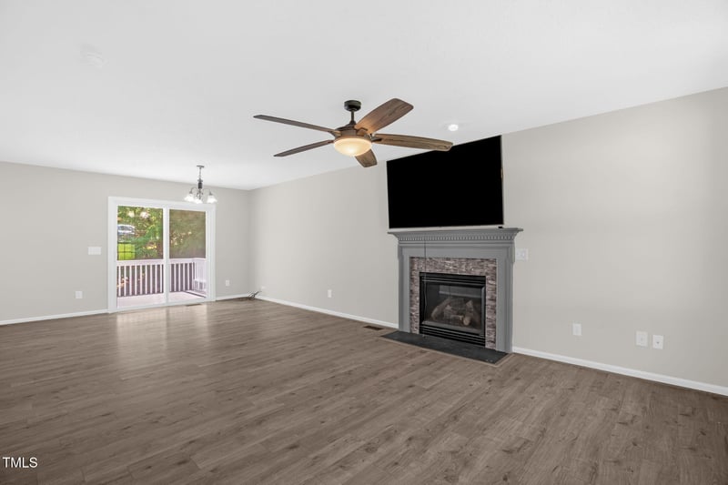 1201 Teakwood Ct, Sanford, NC 27330