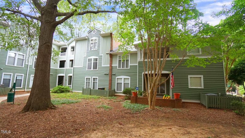 1201 Westview Ln #205, Raleigh, NC 27605