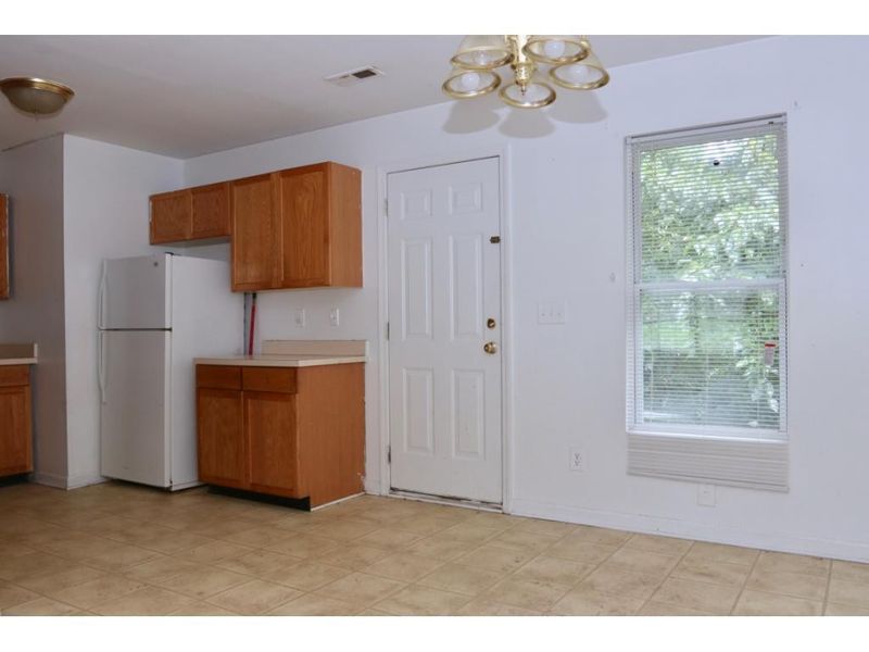 120122 Long Ave, Burlington, NC 27217