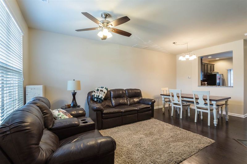1202 Grace Point Rd, Morrisville, NC 27560