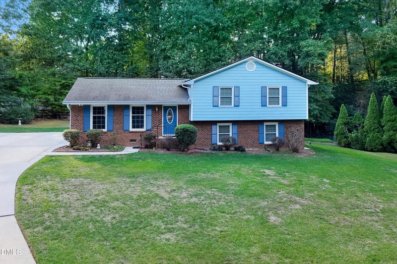 1202 Keith Dr, Cary, NC 27511
