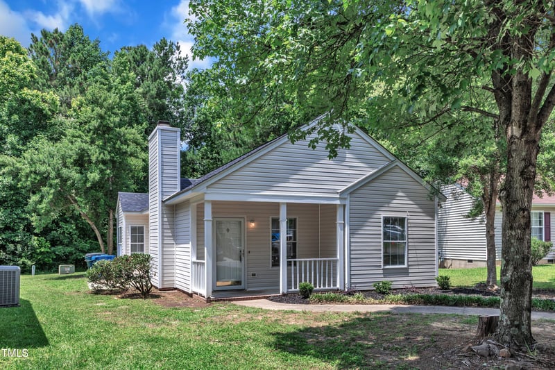 1202 Kendall Dr, Durham, NC 27703