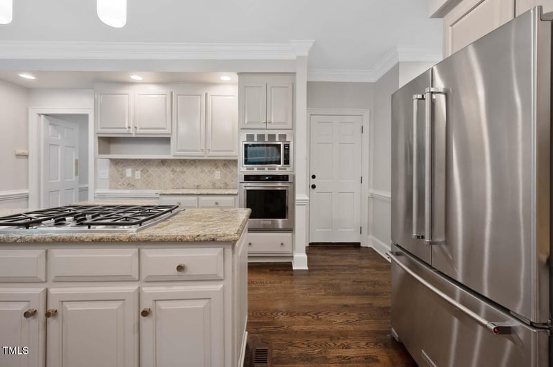 1202 Summerville Ln, Durham, NC 27712