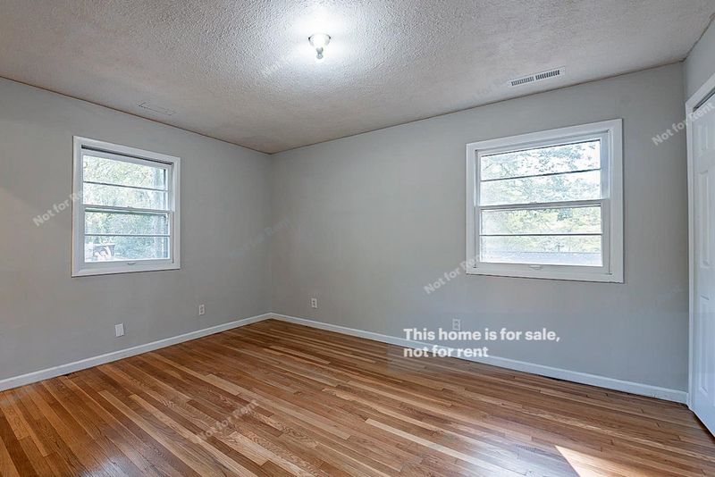 1202 Truman St, Durham, NC 27701