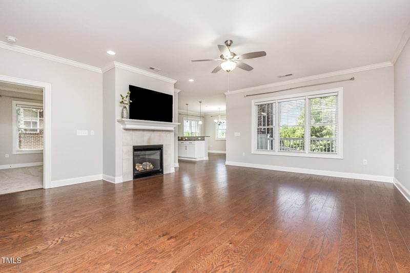 1202 Waterford Lake Dr, Cary, NC 27519
