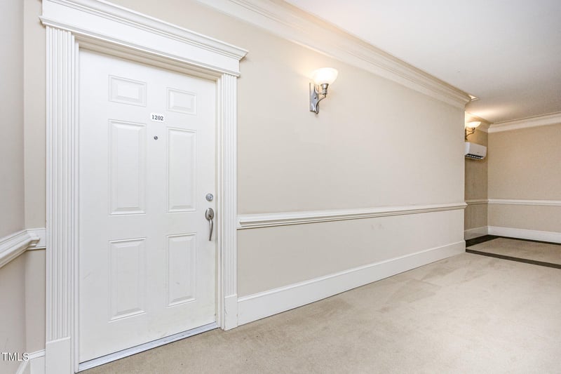 1202 Waterford Lake Dr, Cary, NC 27519