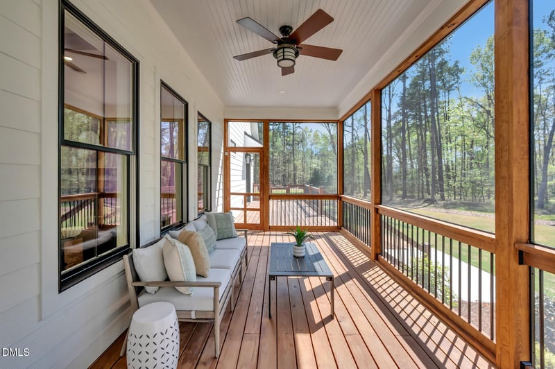 1202 Whippoorwill Ln, Chapel Hill, NC 27517
