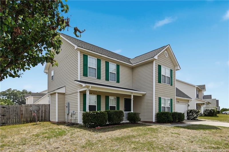 1203 Grackle Dr, Fayetteville, NC 28306