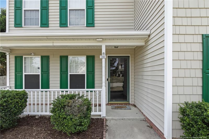 1203 Grackle Dr, Fayetteville, NC 28306