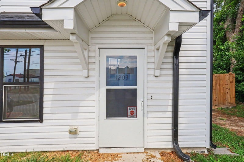 1203 Greenleaf St, Goldsboro, NC 27530