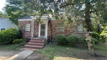 1203 Hillsboro St, Fayetteville, NC 28301