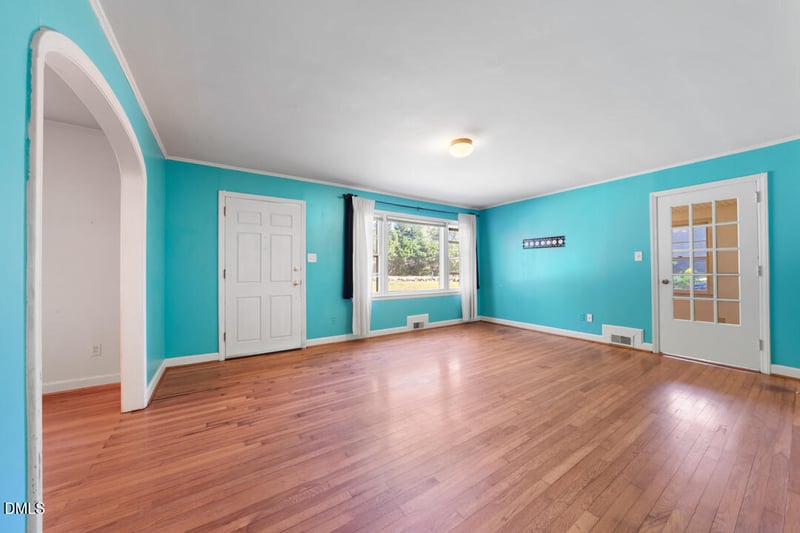 1203 Hillsborough Rd, Chapel Hill, NC 27516