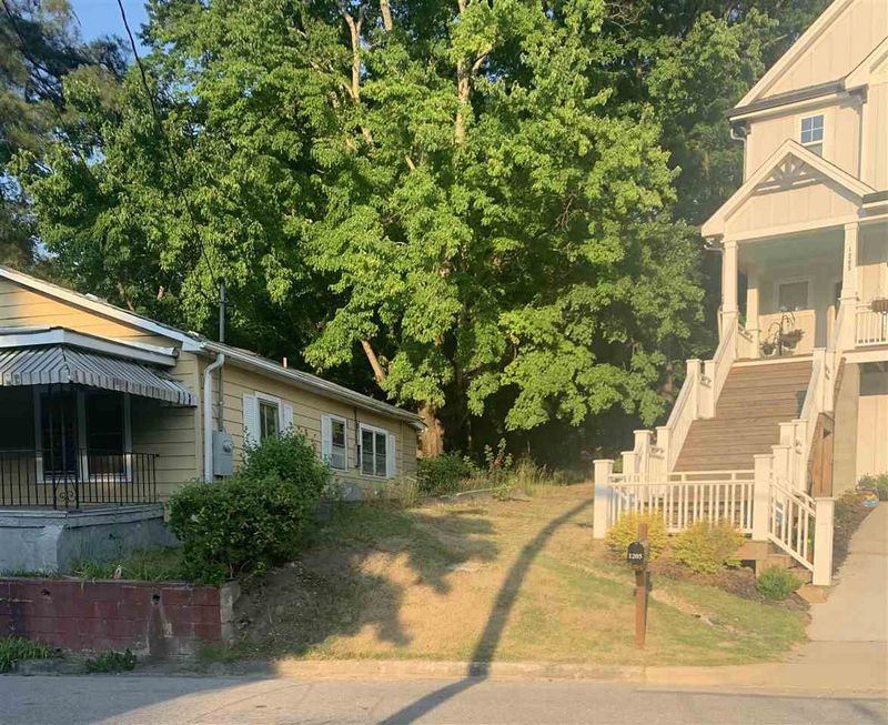1203 Scout Dr, Durham, NC 27707