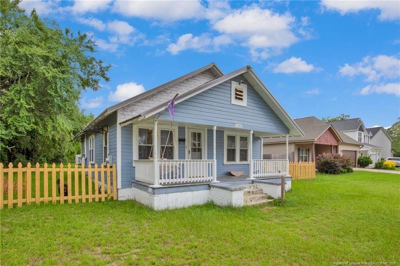 1203 Simpson St, Fayetteville, NC 28305