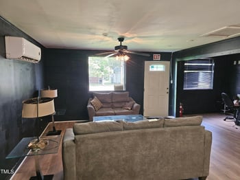1204 Avondale Dr, Burlington, NC 27217