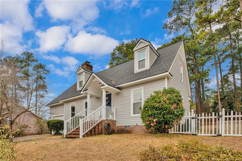 1204 Crossbend Ct, Fayetteville, NC 28314