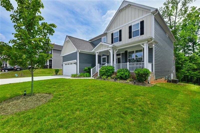 1204 Fanshawe Dr, Mebane, NC 27302