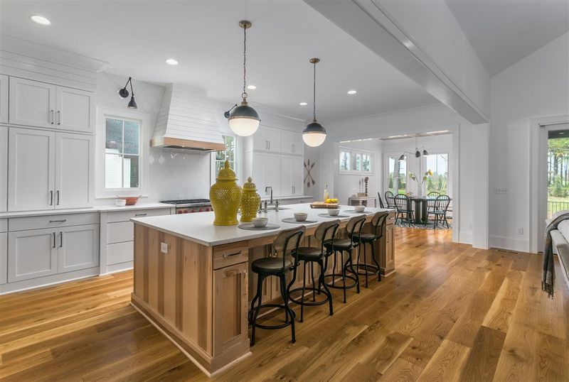 1204 Hannahs View Dr, Raleigh, NC 27615