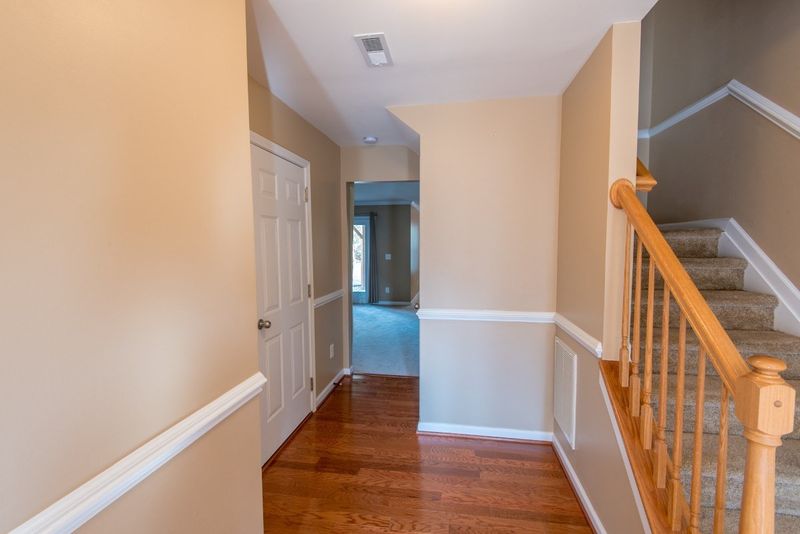 1204 Haywards Hearth Ln, Apex, NC 27502