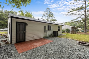 1204 Pecan Pl, Durham, NC 27704