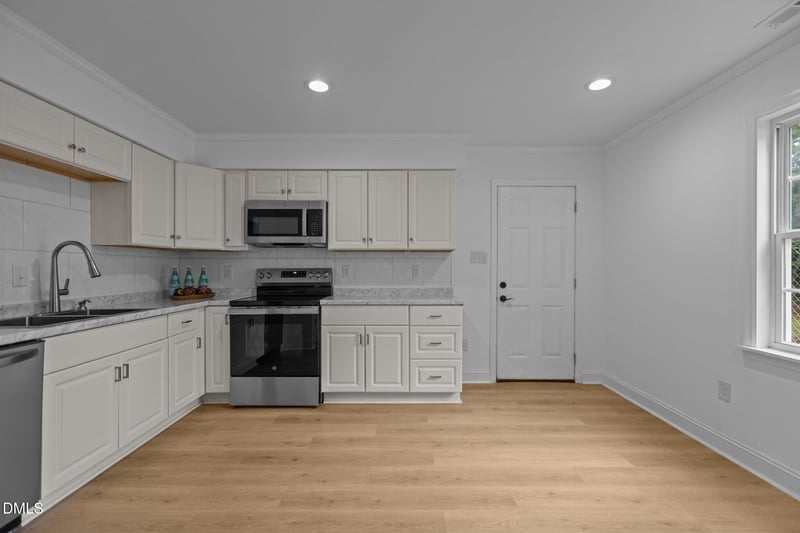 1204 Pecan Pl, Durham, NC 27704