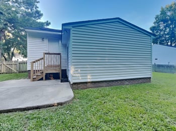 1204 Poplar Ridge Rd, Fuquay Varina, NC 27526
