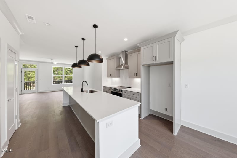 1204 Redwood Rd, Chapel Hill, NC 27514