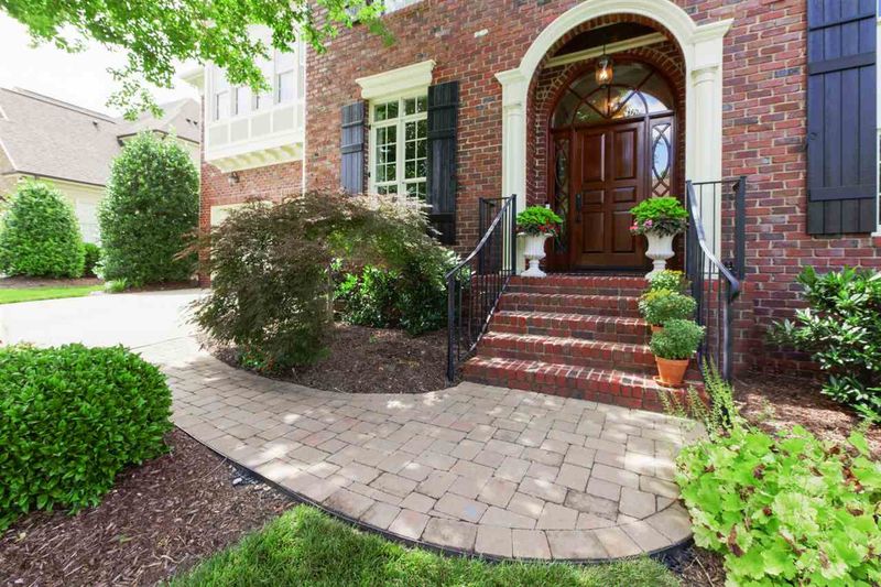 1204 Riggins Mill Rd, Cary, NC 27519