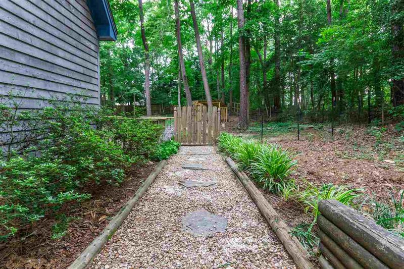 1204 Rock Dr, Raleigh, NC 27610