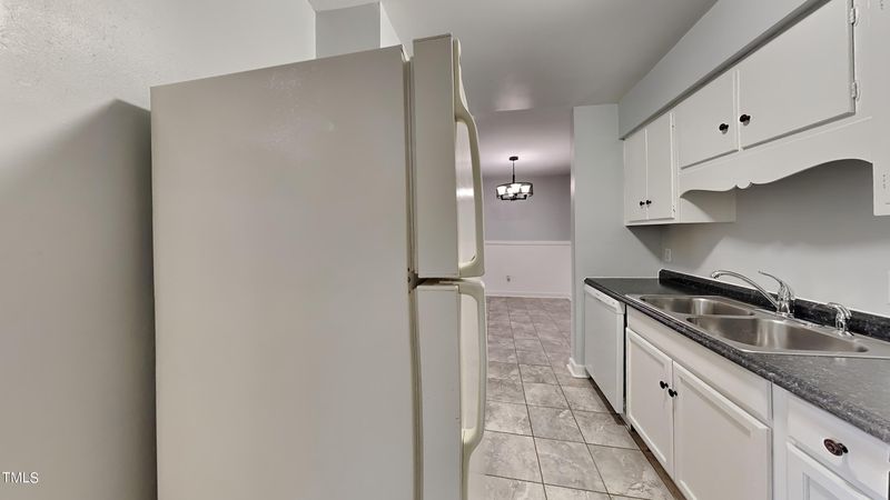 1204 Schaub Dr #B, Raleigh, NC 27606
