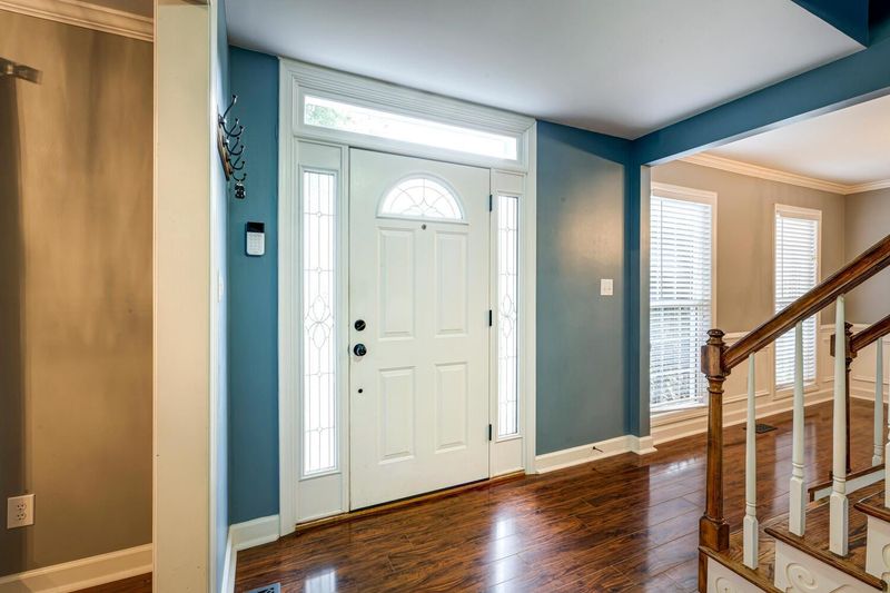 1204 Stapleton Dr, Garner, NC 27529
