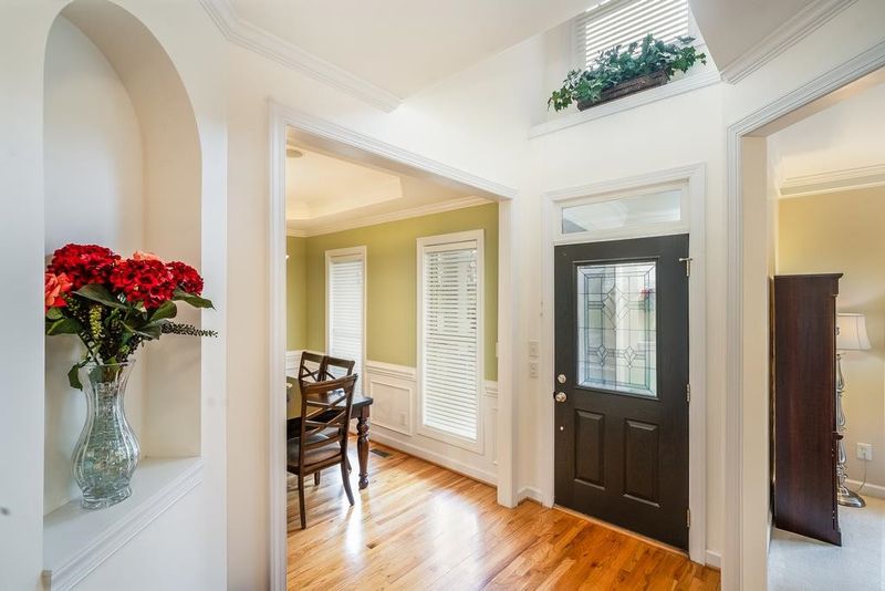 1204 Whiston Dr, Apex, NC 27502