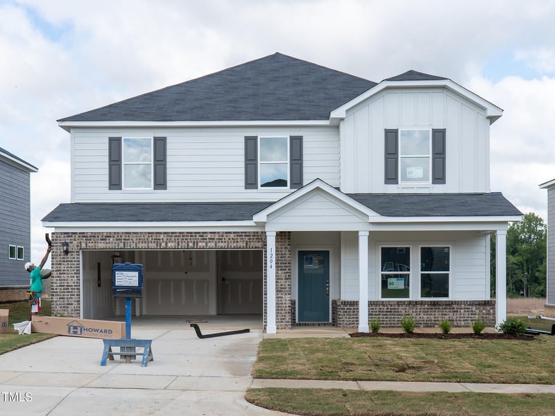 1204 Whitespire Way, Zebulon, NC 27597